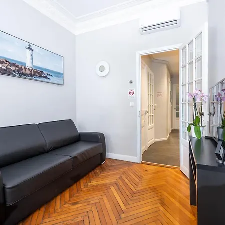 Art Deco Flat 45 M² Niza